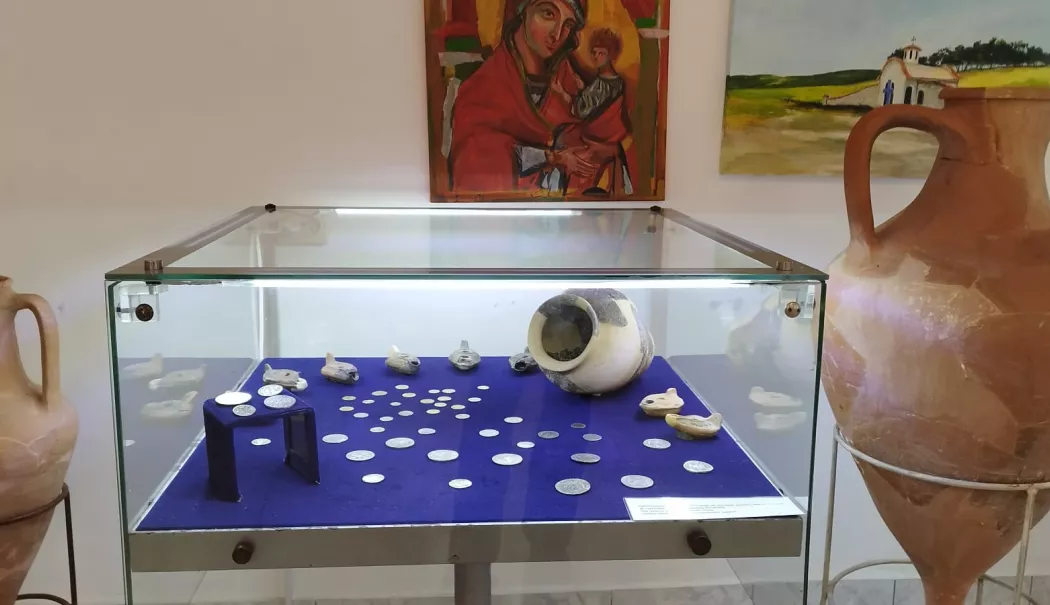 Vestigii creștine din patrimoniul Muzeului de Istorie Constanța, expuse la Mănăstirea Dervent