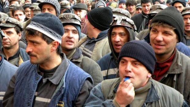Solidaritate cu protestul minerilor și energeticienilor - mineri33984000-1368686745.jpg