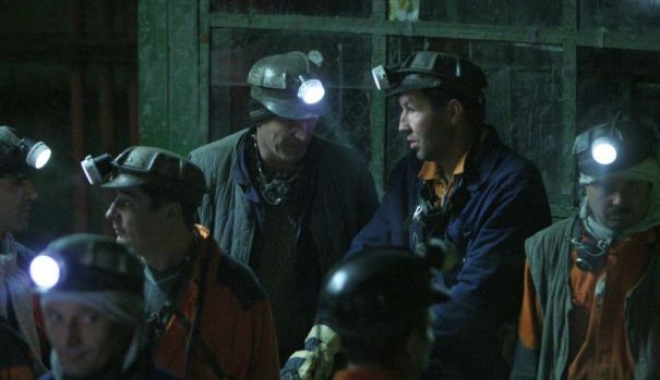 Proteste ale minerilor. 360 de oameni s-au autoblocat în subteran - minerisubteran-1481011590.jpg