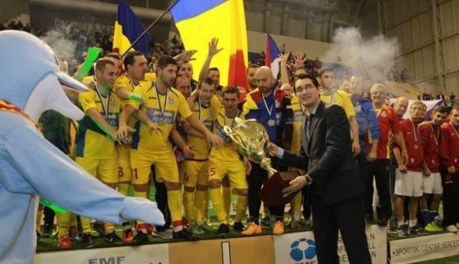 Minifotbal: România, campioană europeană la minifotbal - minfotbalsursacampionateminifotb-1417422774.jpg