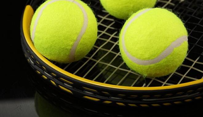 Tenis / Cristina Ene a ratat calificarea în finala turneului ITF de la Pune - minge-1419595394.jpg