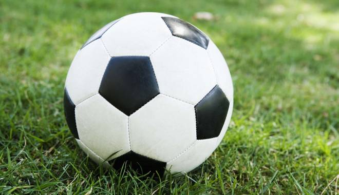 Fotbal / Astra Giurgiu s-a calificat în turul al treilea preliminar al Europa League - minge-1437720774.jpg