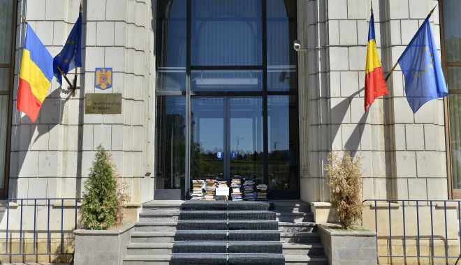 Guvernul susţine donarea de sânge finanţată de Ministerul Finanţelor - minister-sange-1689686718.jpg