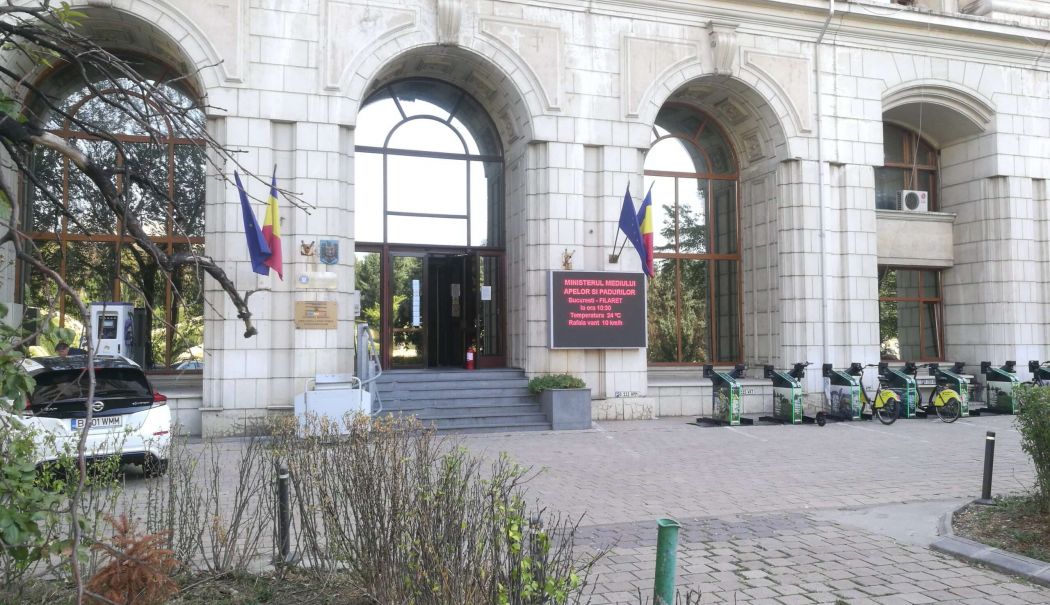 Ministerul Mediului a redus posturile de conducere cu 30 la sută