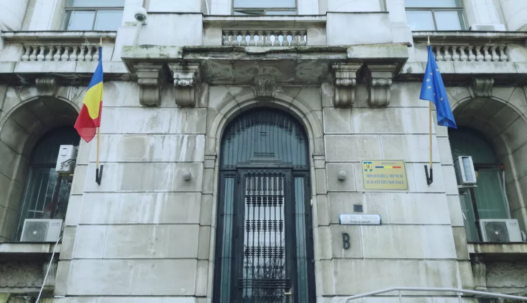 Reguli noi pentru plata orelor suplimentare și a muncii în zilele libere legale - ministerulmunciisisolidaritatiis-1779781981.webp