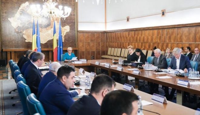 Opt miniștri evaluați. Astăzi, se decide remanierea guvernamentală - ministri-1563103185.jpg