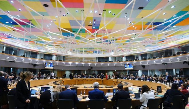 Ministrul Mediului, Mircea Fechet: România se confruntă cu problema transporturilor de textile uzate - ministru-mediu-1711480521.jpg