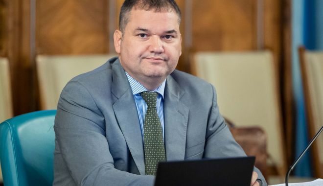 Cseke Attila: „Am semnat 80 de contracte pentru consolidare seismică” - ministrudezvoltare-1677600215.jpg