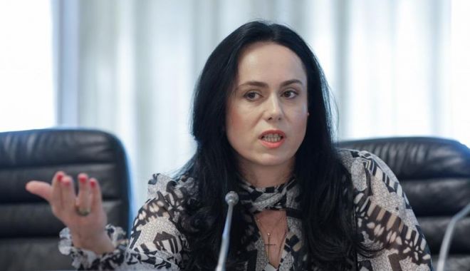 Simona Bucura-Oprescu a anunțat care ar urma să fie valoarea salariului minim de la 1 iulie 2024