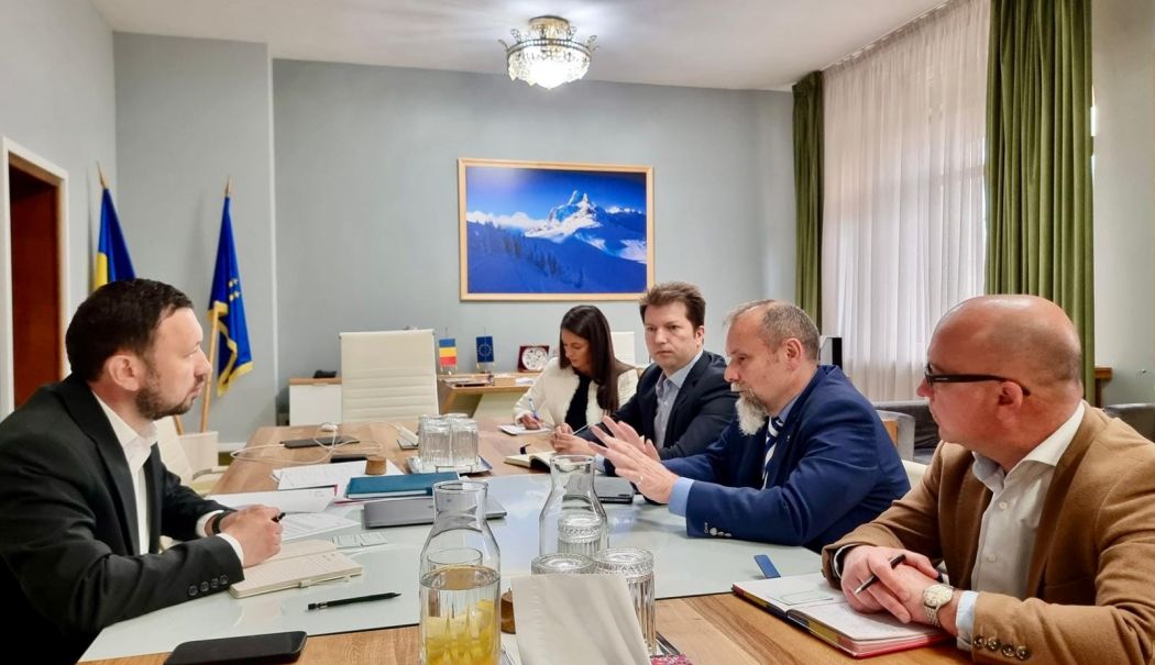 Ministrul Mircea Fechet și reprezentanții ROMPAP: Dezbateri asupra industriei de celuloză și hârtie - ministrul-mircea-fechet-1715528923.jpg