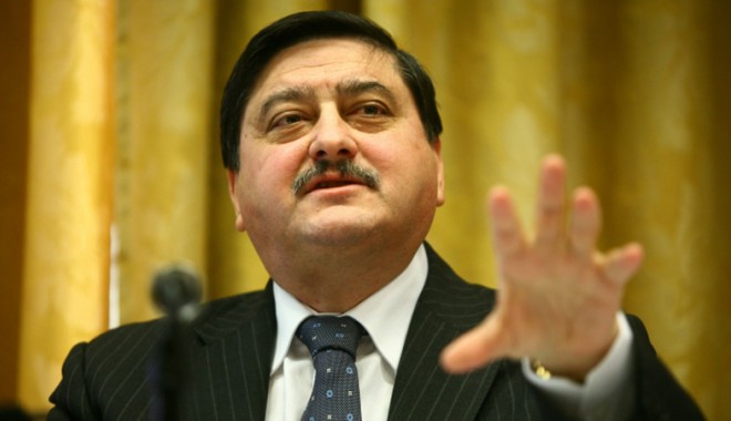 Ministrul economiei față cu recesiunea - ministrulconstantinnita-1408468547.jpg