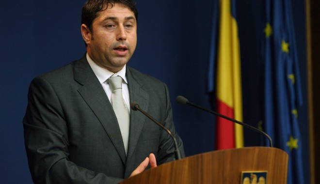 Românii din diaspora se reunesc la simpozionul de la Mangalia - ministrulcristiandavid-1375712595.jpg
