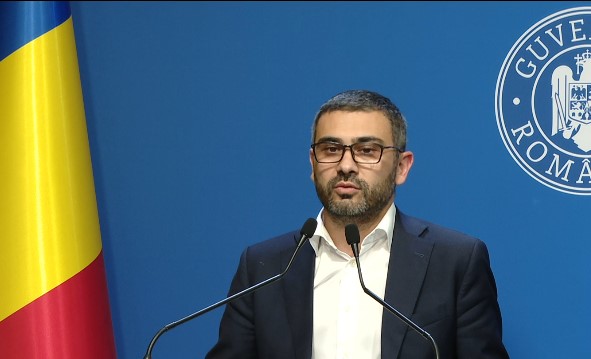 Ministrul Muncii, despre înghețarea salariului minim: „Două milioane de cetățeni ar pierde din puterea de cumpărare” - ministrulflorinmanole-1765383800.jpg