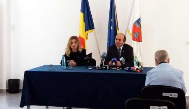 Ce spune ministrul Tudorel Toader despre o eventuală înscriere în PSD - ministrultoader2-1526401813.jpg