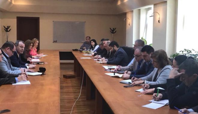 Ministrul transporturilor lansează avertismente către directorii CNAIR - ministrultransporturilorlanseaza-1520866844.jpg