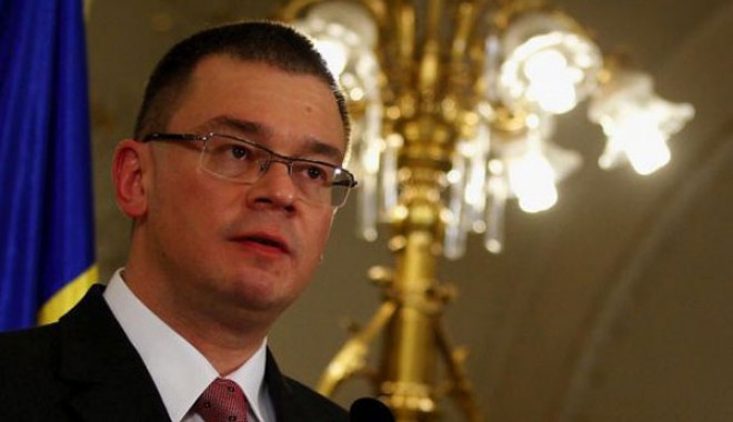Avem Guvern! Cabinetul Ungureanu a fost învestit de Parlament - ministrumihairazvanungureanu-1328823808.jpg