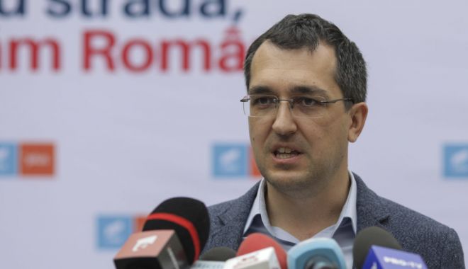 Ministrul Vlad Voiculescu nu este de acord cu protestele anti-mască - ministrusanatatii-1616436599.jpg