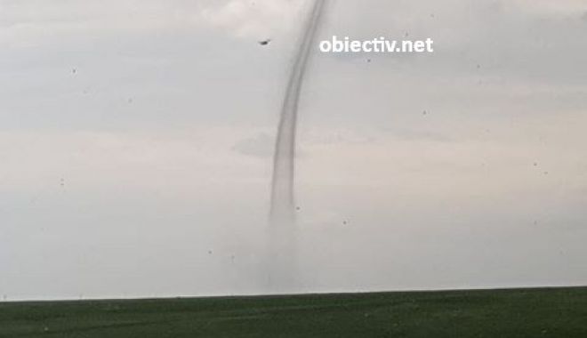 O nouă tornadă a lovit în Ialomița - minitornadascanteiaialomita45715-1558697377.jpg