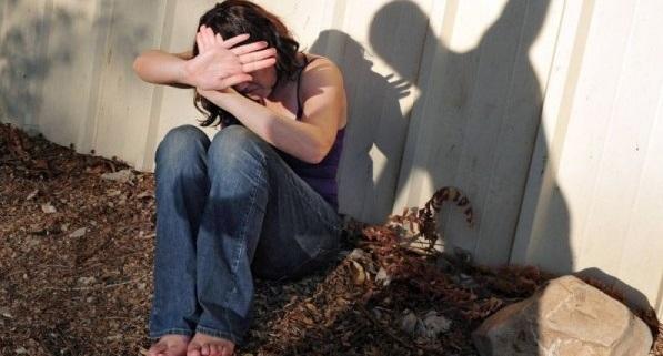 O minoră de 14 ani, LA UN PAS SĂ FIE VIOLATĂ, la Constanța - minora-1515680728.jpg