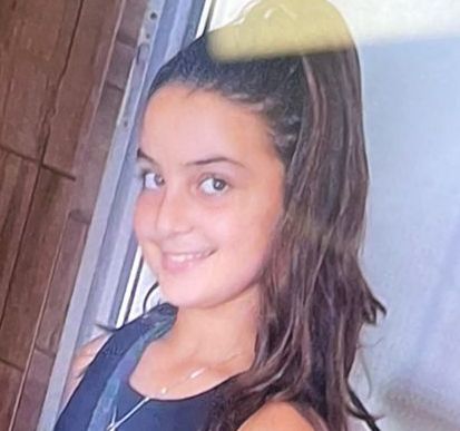 UPDATE Minora a fost găsită! Minoră din Hârșova a dispărut de lângă bunicul său, în plină zi, de pe o stradă circulată