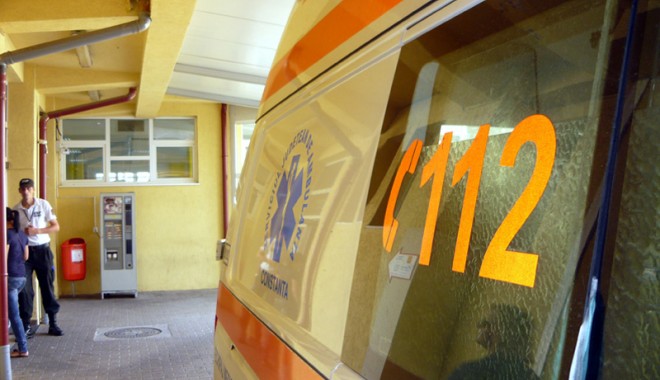 Minoră de 16 ani, lovită de mașină - minorade16anilovita-1389290029.jpg