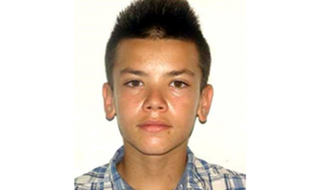 Minor dispărut de acasă, căutat de familie și polițiști - minorbun-1506010277.jpg