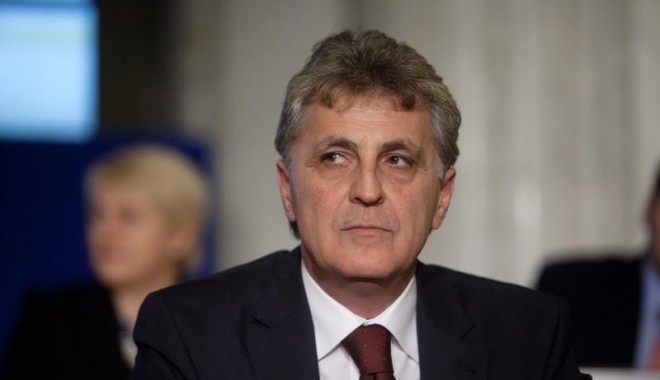 Ce escadrilă va avea România - mircea-1366624179.jpg
