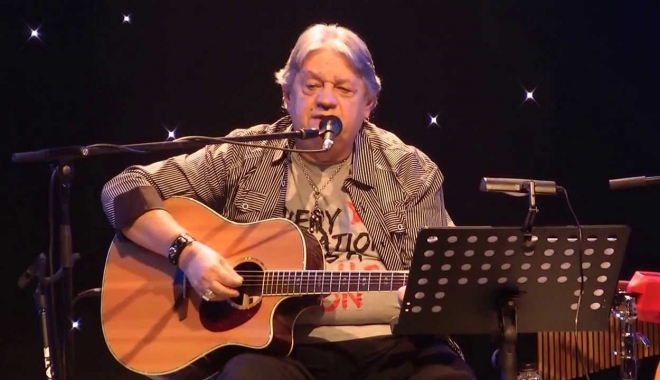 Mircea Vintilă și Bosquito cântă în Vama Veche - mircea2-1496311212.jpg