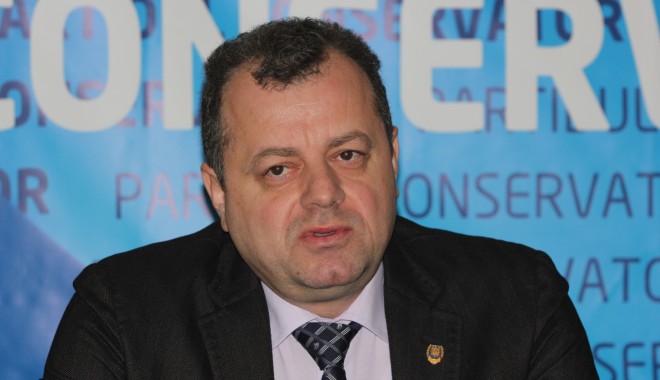 De ce a plecat Mircea Banias din PDL - mirceabanias2-1328195636.jpg