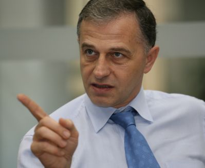 Geoană ar putea candida la alegerile parlamentare susținut de USL - mirceageoana-1348086156.jpg