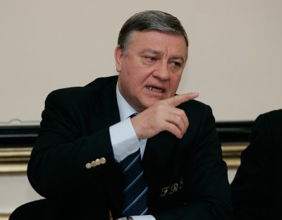 Fotbal / România va candida pentru organizarea CE 2020 - mirceasandu-1358980465.jpg
