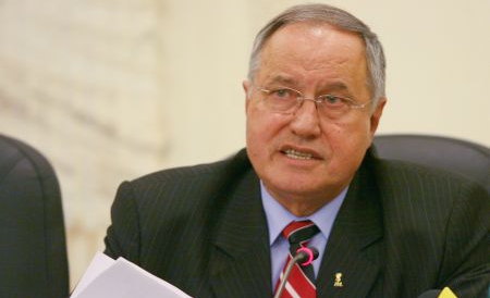 Ce spune liderul deputaților PDL despre reorganizare - mirceatoader-1318515876.jpg