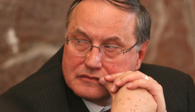 Victor Ponta a fost dat în judecată de Mircea Toader - mirceatoader-1386946389.jpg
