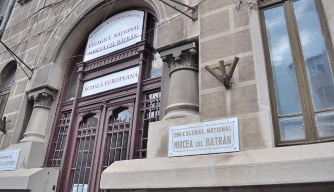 Mirciștii bifează cu premii încă un concurs național  de matematică - mircistiibifeazaaltepremii-1383156353.jpg