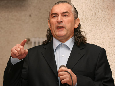 Reacția lui Miron Cozma la redeschiderea dosarului Mineriadei - mironcozmapuiuflorinelgureanu-1423210634.jpg