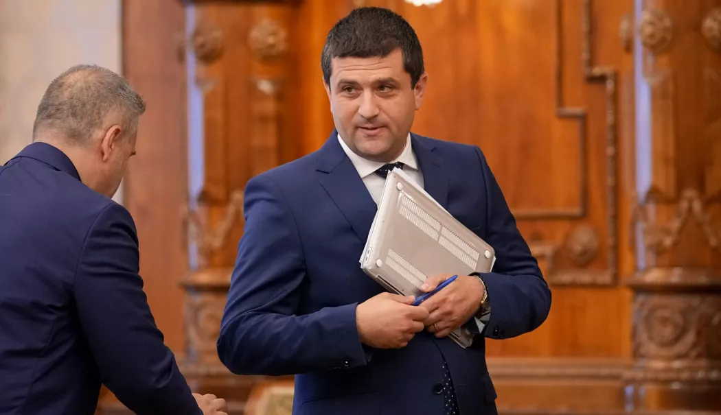 Radu Miruță (Apărare) și Irineu Darău (Economie) urmează să fie validați de Comitetul Politic al USR