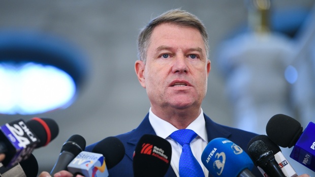 Audierea lui Carmen Iohannis la Parchetul General în dosarul caselor de la Sibiu, amânată - miscareadeultimaorafacutadeklaus-1544444766.jpg