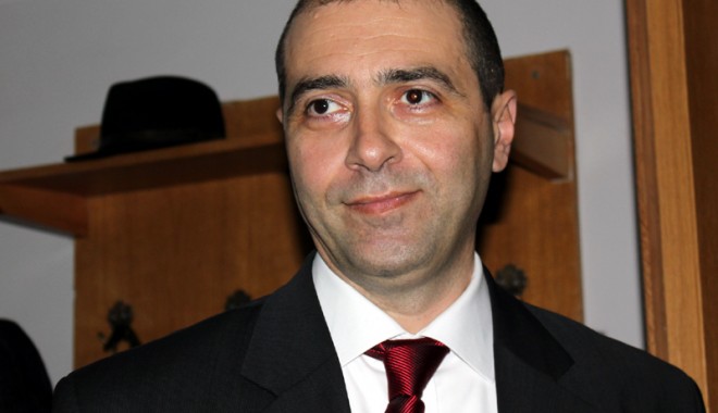 Mișcarea Populară Constanța strânge  semnături pentru înființarea noului partid - miscareapopularamihaigartu413703-1370379232.jpg