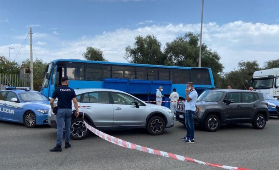 Mister în jurul morții bărbatului găsit fără viaţă, în portbagajul unui autobuz