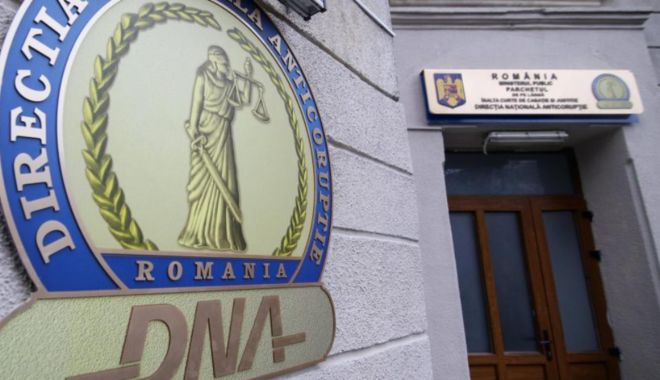 Mită de 36 de ori la Ministerul Agriculturii. 67.000 de lei și un laptop pentru îndeplinirea îndatoririlor de serviciu