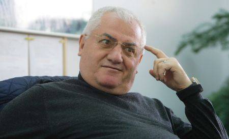 Dumitru Dragomir, citat astăzi la DNA - mitica-1319697481.jpg