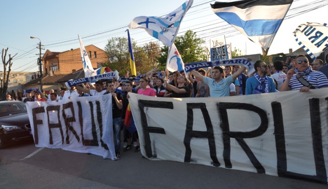 Miting pentru salvarea clubului FC Farul Constanța - miting-1367003897.jpg