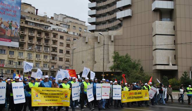 PROTESTE DE AMPLOARE / Polițiștii locali din Constanța ies în stradă - mitingprolex3-1424076100.jpg