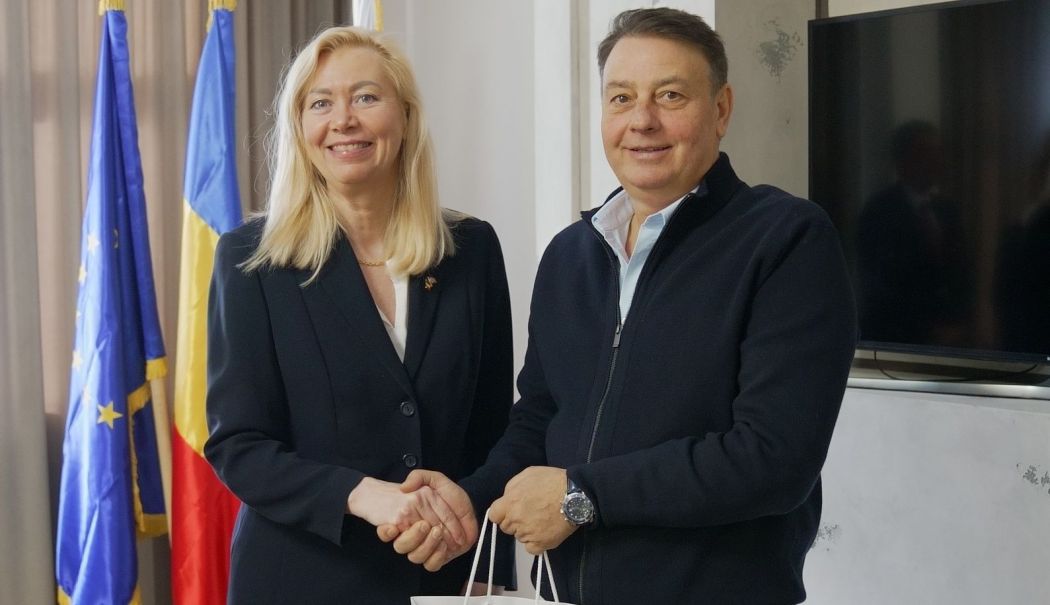 Preşedintele CJC, Florin Mitroi s-a întâlnit cu ambasadoarea Norvegiei în România - mitroi-vizita-norvegia-1743691865.jpg