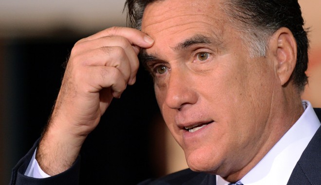 Echipa lui Obama îl critică pe Mitt Romney - mitt-1338383012.jpg