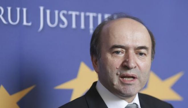 Cine este Tudorel Toader, posibil noul ministru al Justiției - mmrkzjhjntnmmzezyzhkotfjnmqyzgez-1516976493.jpg