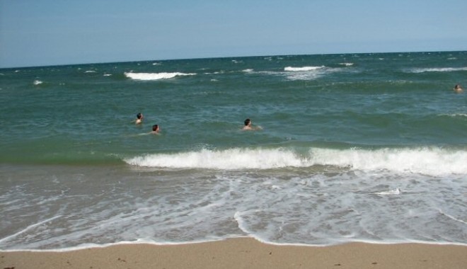 Elevii salvează Marea Neagră - mn-1319650450.jpg
