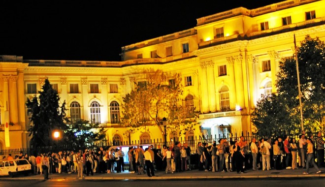 Petreceți Noaptea Muzeelor în compania astrelor - mnarnoaptea011337153738-1400064176.jpg