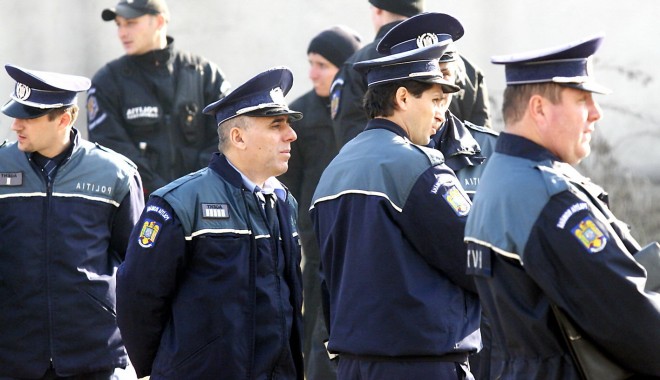 Peste 30.000 de angajați MAI, mobilizați în timpul campaniei electorale - mobilizarecampanie-1412333325.jpg