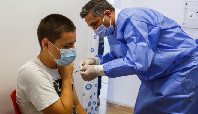 Începe imunizarea cu vaccinul Moderna a tinerilor de 12 - 17 ani - modernacopii-1627800908.jpg